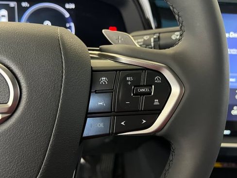 Used 2025 Lexus RZ 300e FWD image 45