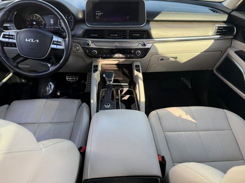 Used 2022 Kia Telluride SX w/ Towing Package AWD/4WD image 13