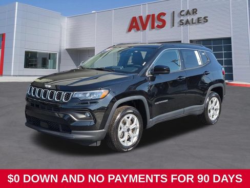 Used 2025 Jeep Compass Latitude AWD/4WD image 1