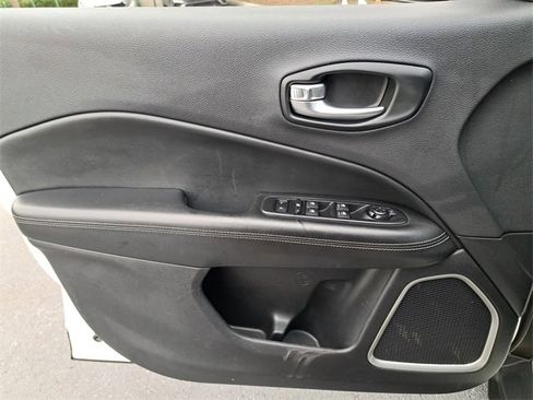 Used 2021 Jeep Compass 80th Special Edition image 20