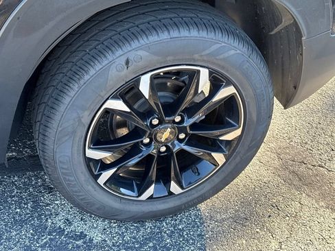 Certified 2023 Chevrolet TrailBlazer LT w/ Convenience Package AWD/4WD image 9