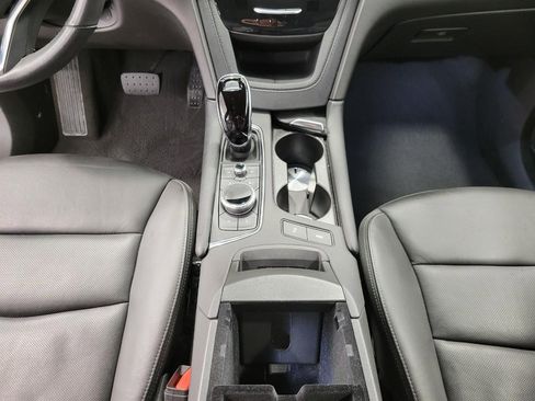 Certified 2025 Cadillac XT6 Premium Luxury image 17