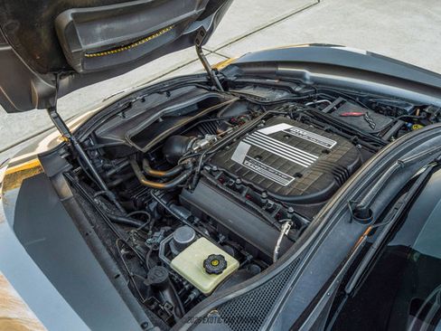 Used 2016 Chevrolet Corvette Z06 w/ 3LZ Preferred Equipment Group image 23