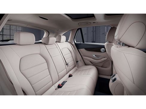 Used 2017 Mercedes-Benz GLC 300 image 5