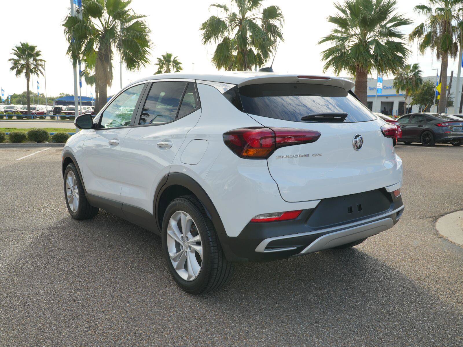 Used 2023 Buick Encore GX Preferred w/ Cold Weather Comfort Package FWD image 13