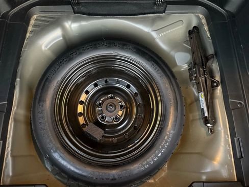 Used 2013 Honda CR-V LX image 17