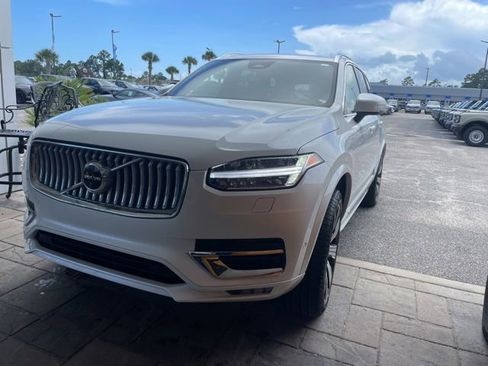 Used 2024 Volvo XC90 B6 Ultimate w/ Lounge Package AWD/4WD image 7