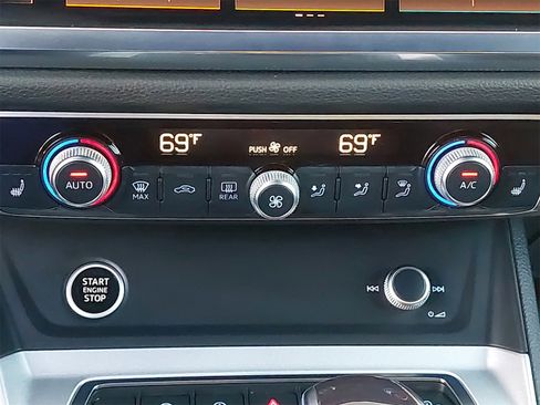 Used 2022 Audi Q3 2.0T Premium Plus w/ Premium Plus Package image 29