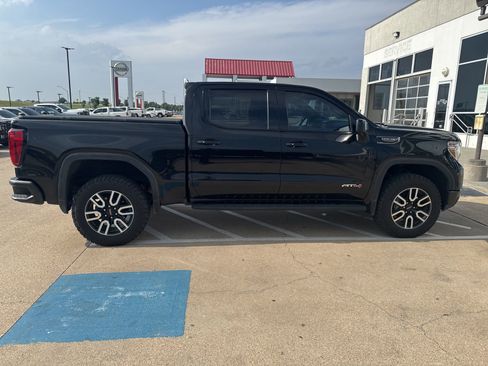 Used 2021 GMC Sierra 1500 AT4 w/ AT4 Preferred Package AWD/4WD image 8