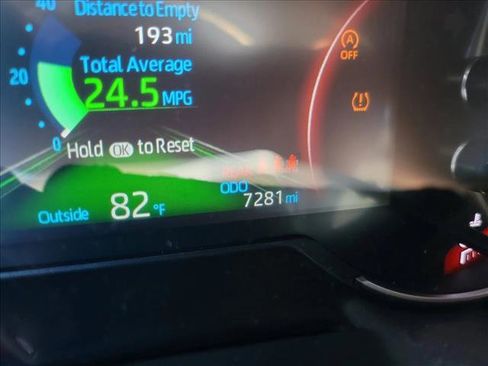 Used 2025 Toyota RAV4 LE image 17