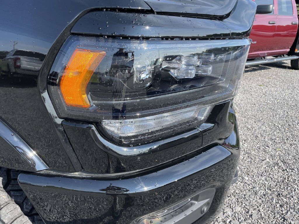 Used 2024 RAM 2500 Limited AWD/4WD image 39