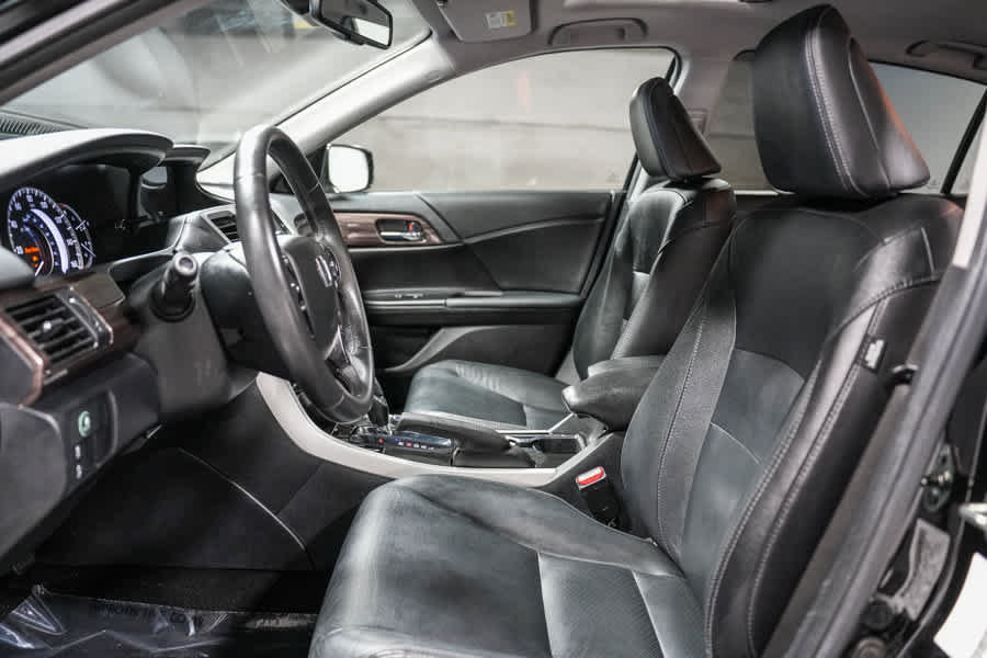Used 2016 Honda Accord EX-L image 18