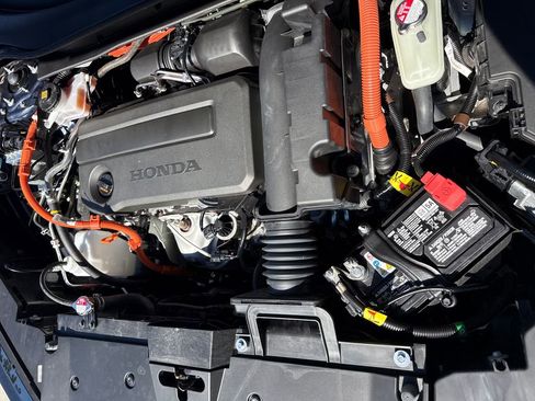 Certified 2025 Honda CR-V Sport image 35