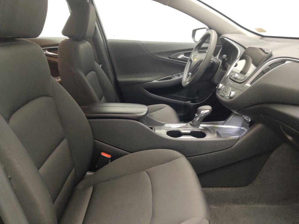 Used 2025 Chevrolet Malibu LT FWD image 21