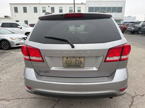 Used 2019 Dodge Journey SE image 6