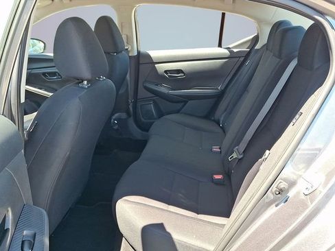 Used 2025 Nissan Sentra S FWD image 7