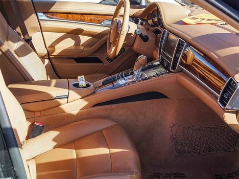 Used 2012 Porsche Panamera S image 12