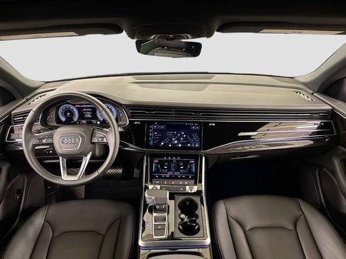 Certified 2025 Audi Q8 Premium w/ Convenience Package image 9