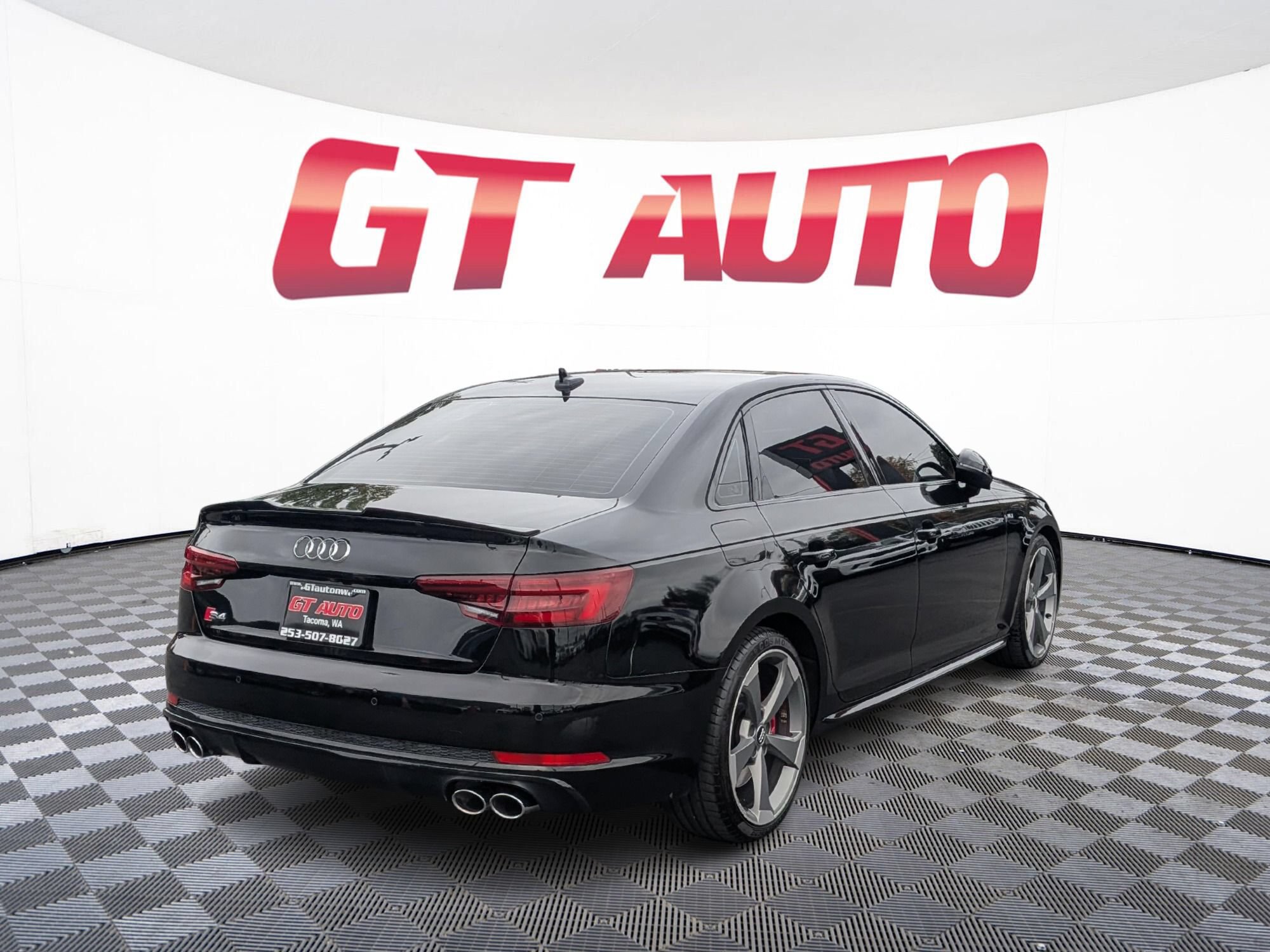 Used 2018 Audi S4 Premium Plus w/ Navigation Package AWD/4WD image 4