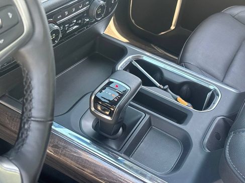 Used 2024 Chevrolet Silverado 1500 LTZ AWD/4WD image 21