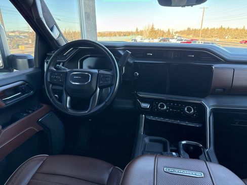 Used 2024 GMC Sierra 2500 Denali Ultimate image 26