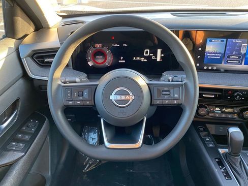 New 2026 Nissan Kicks SV w/ SV Premium Package image 18