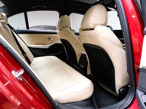 Used 2025 BMW 330i xDrive Sedan image 40