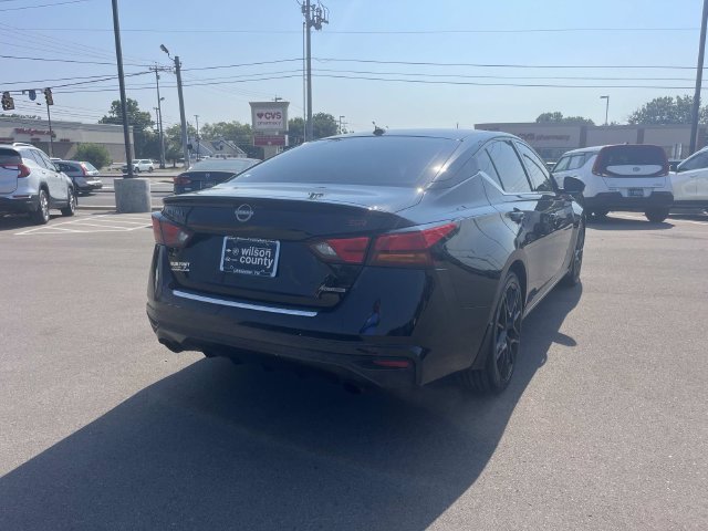 Used 2023 Nissan Altima 2.0 SR FWD image 5