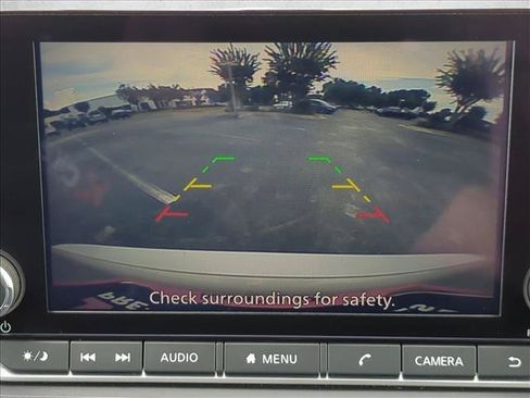 Used 2024 Nissan Rogue SV FWD image 13
