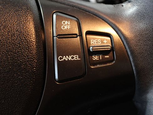 Used 2012 Hyundai Genesis 3.8 image 40