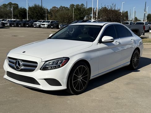 Used 2021 Mercedes-Benz C 300 Sedan image 9