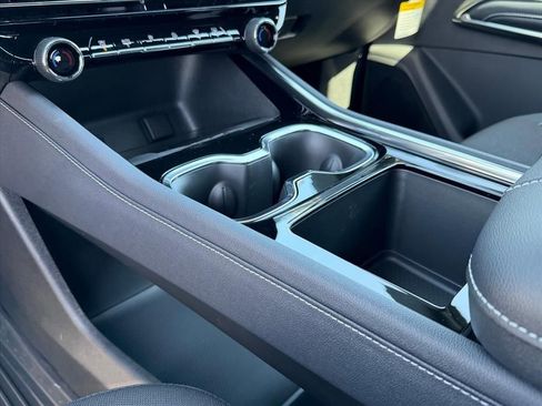 New 2026 Chevrolet Traverse LT FWD image 13