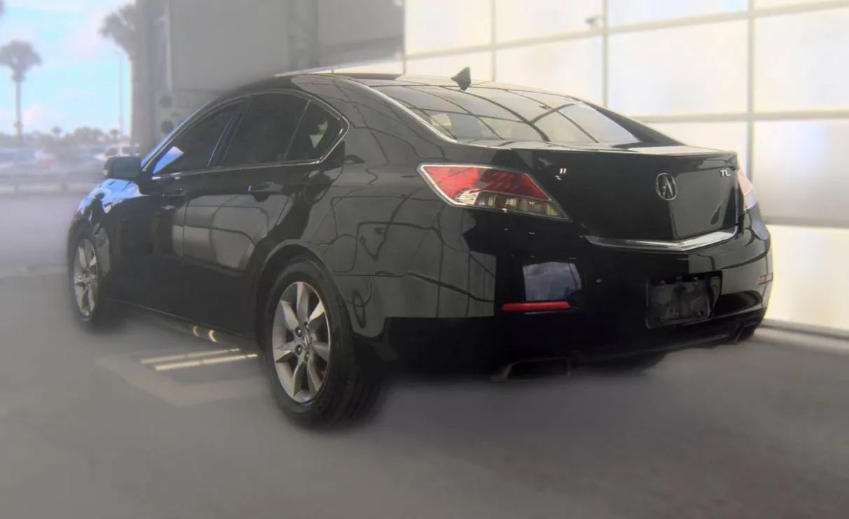 Used 2013 Acura TL w/ Technology Package FWD image 6
