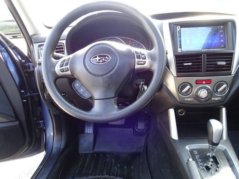 Used 2012 Subaru Forester 2.5X Premium w/ All-Weather Pkg AWD/4WD image 17