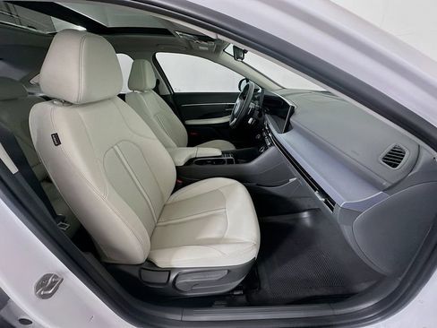Certified 2025 Hyundai Sonata SEL image 28