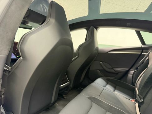 Used 2024 Tesla Model S Plaid image 16