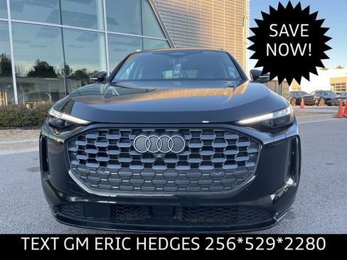 New 2025 Audi Q5 Prestige image 2