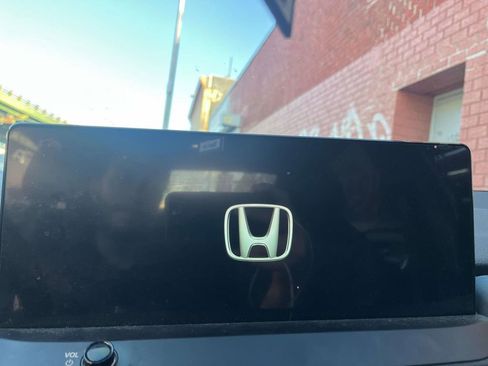 Used 2023 Honda Accord Sport image 17