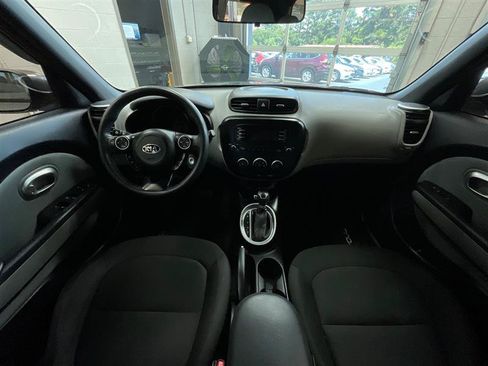 Used 2016 Kia Soul FWD image 20