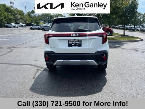Certified 2024 Kia Seltos S AWD/4WD image 12
