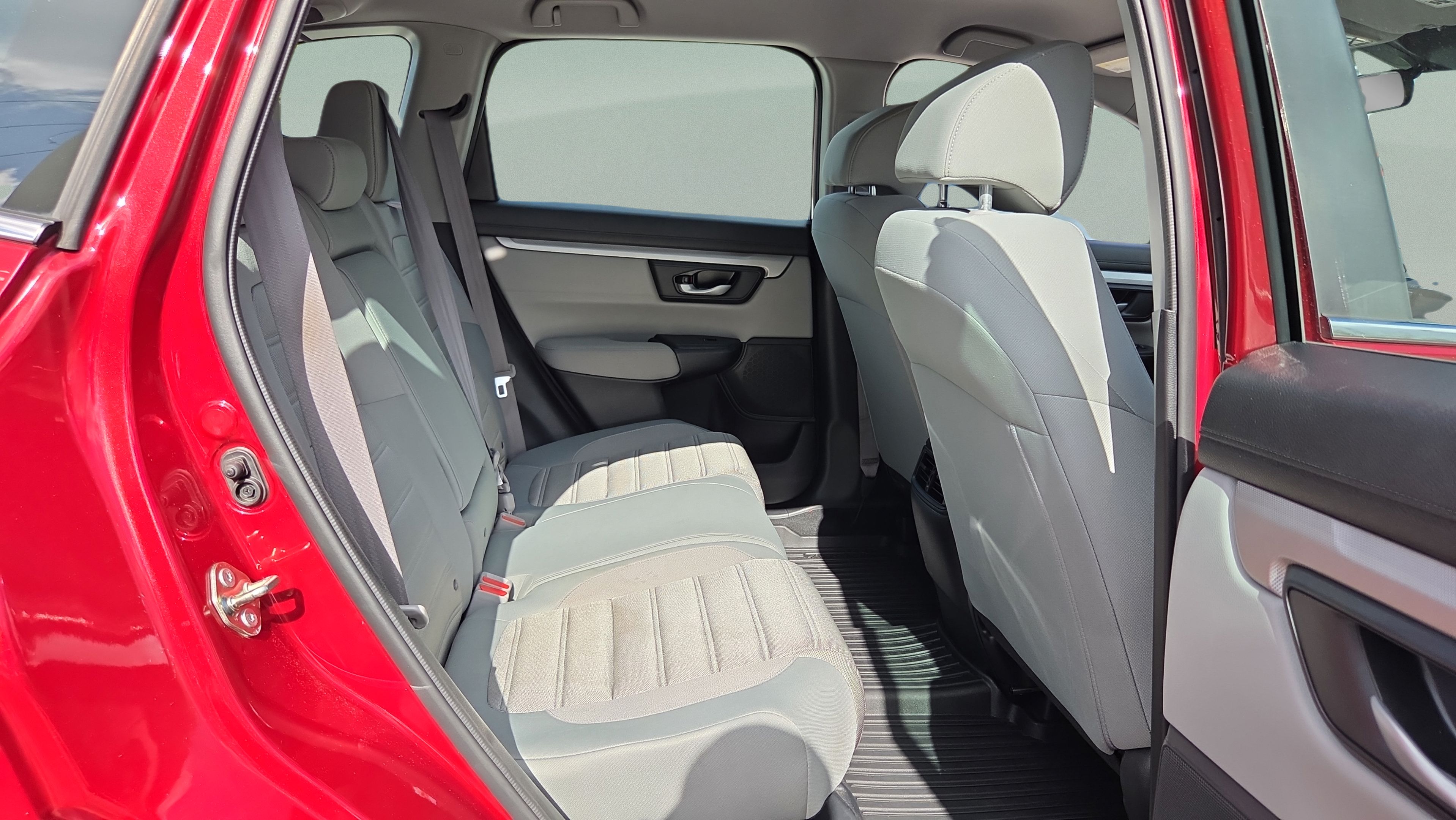 Used 2020 Honda CR-V LX image 17