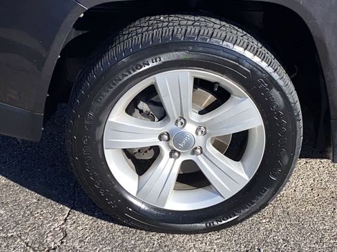 Used 2016 Jeep Compass Sport w/ Power Value Group image 13