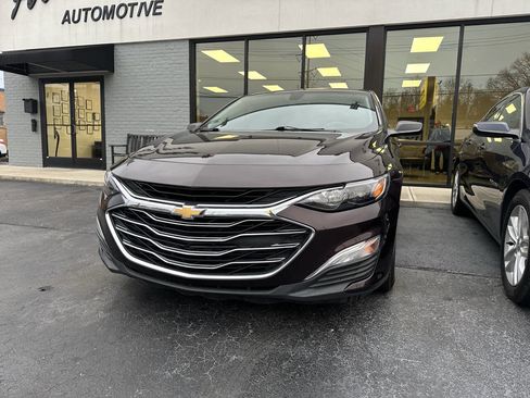 Used 2020 Chevrolet Malibu LS image 2