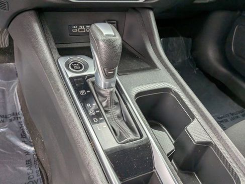 Used 2020 Nissan Sentra SV FWD image 19