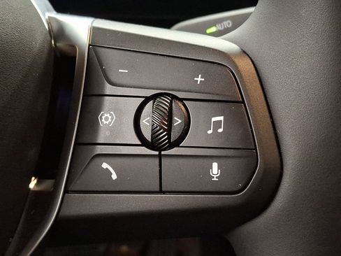 Used 2025 BMW 228i xDrive w/ Premium Package image 17