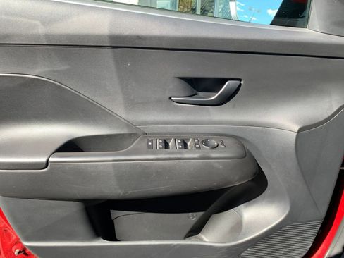 Used 2025 Hyundai Kona SEL image 20