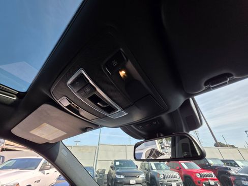 Used 2018 Mercedes-Benz GLE 350 w/ Premium 1 Package image 12