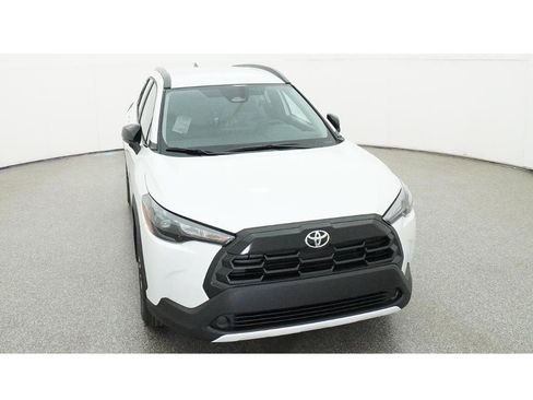 New 2026 Toyota Corolla Cross LE FWD image 14