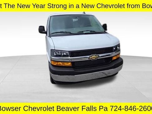 New 2025 Chevrolet Express 2500 Work Van w/ Driver Convenience Package image 10