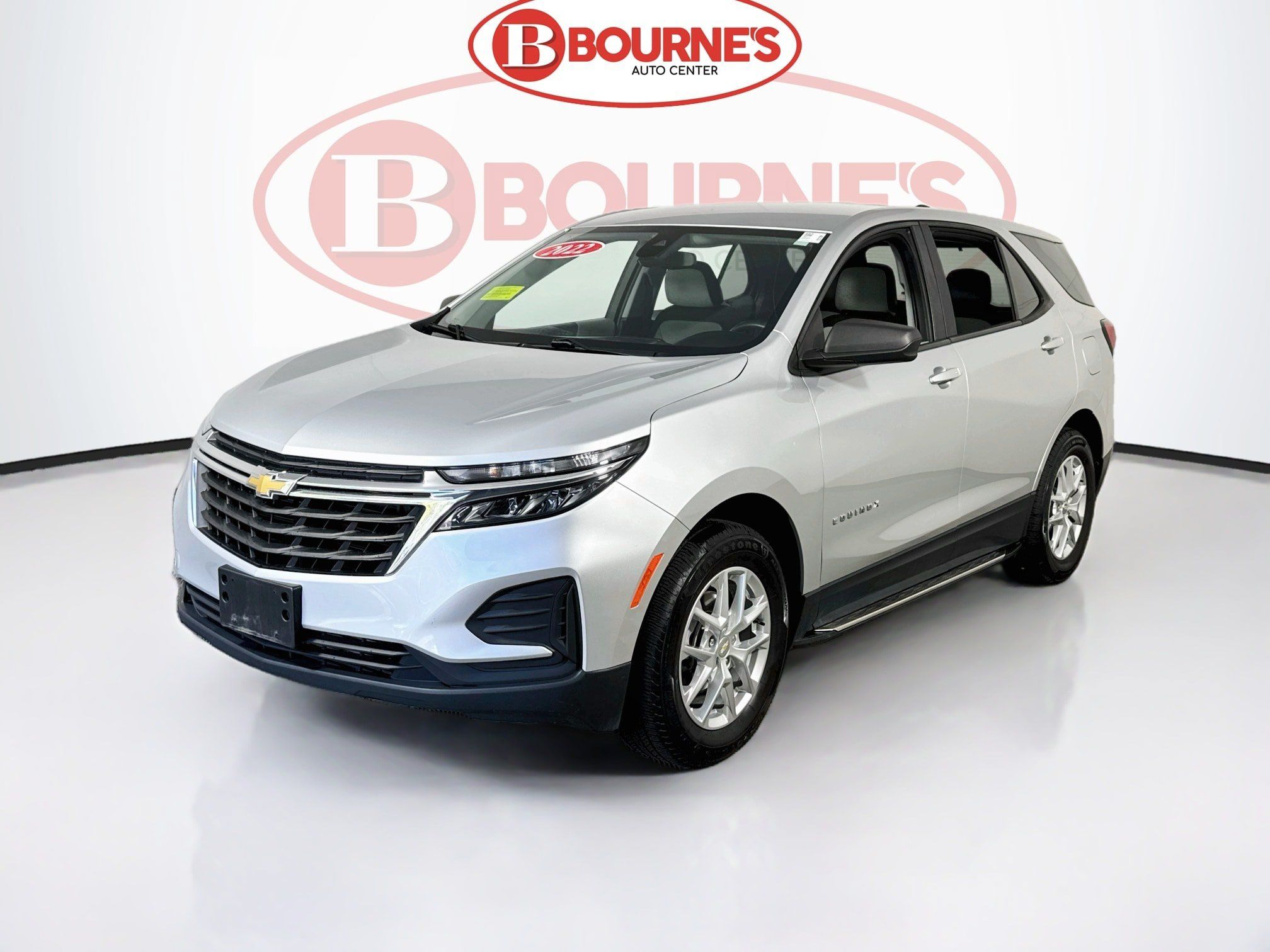 Used 2022 Chevrolet Equinox LS w/ LPO, Floor Liner Package AWD/4WD image 4
